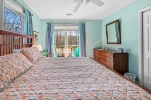 2nd bedroom king and waterfront