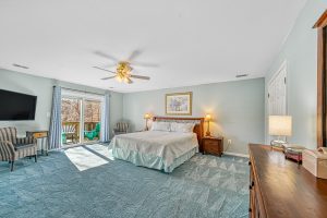 Huge main king bedroom