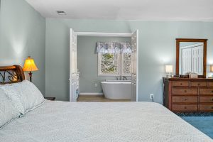 Main bedroom and en suite